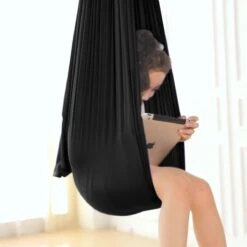 Merkloos Schommelstoel - Hangmat - Schommel - Kalmerend - Luchtdoorlatend - Kinderen - Zwart 9 Merkloos Schommelstoel - Hangmat - Schommel - Kalmerend - Luchtdoorlatend - Kinderen - Zwart -Fijne Tuinmeubelwinkel 1200x1200 1345