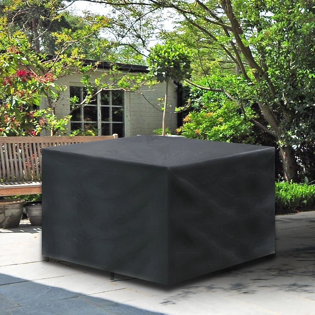 Merkloos Beschermhoes Voor Tuinmeubelen - 250x250x90cm - Zwart 1 Merkloos Beschermhoes Voor Tuinmeubelen - 250x250x90cm - Zwart