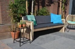 Sanderswoodworks Houten Tuinbank Vlieland - Incl. Kussens - Steigerhout 18 Sanderswoodworks Houten Tuinbank Vlieland - Incl. Kussens - Steigerhout -Fijne Tuinmeubelwinkel 1200x794 4