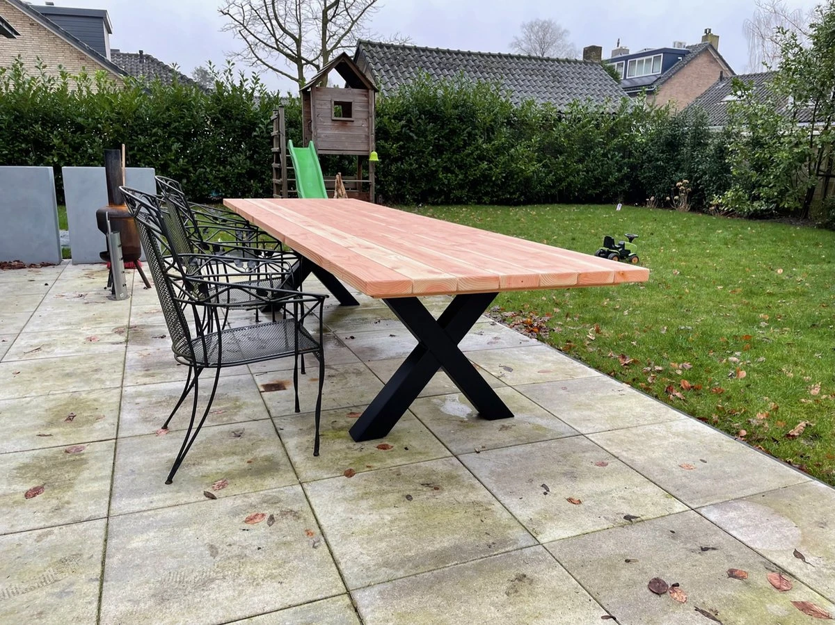 Tuintafel Douglas 300 Cm X 90 Cm | Stalen Poten | 8-10 Personen | DuuMaa 2 Tuintafel Douglas 300 Cm X 90 Cm | Stalen Poten | 8-10 Personen | DuuMaa - Afbeelding 2