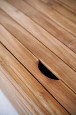 Kleine Teakhouten Tuinbank Met Opbergruimte - 100 X 60 X 90 Cm - Duurzaam Teakhout - Blijft Strak En Mooi - Sterke Constructie Om Lang Mee Te Gaan 38 Kleine Teakhouten Tuinbank Met Opbergruimte - 100 X 60 X 90 Cm - Duurzaam Teakhout - Blijft Strak En Mooi - Sterke Constructie Om Lang Mee Te Gaan -Fijne Tuinmeubelwinkel 800x1200 5